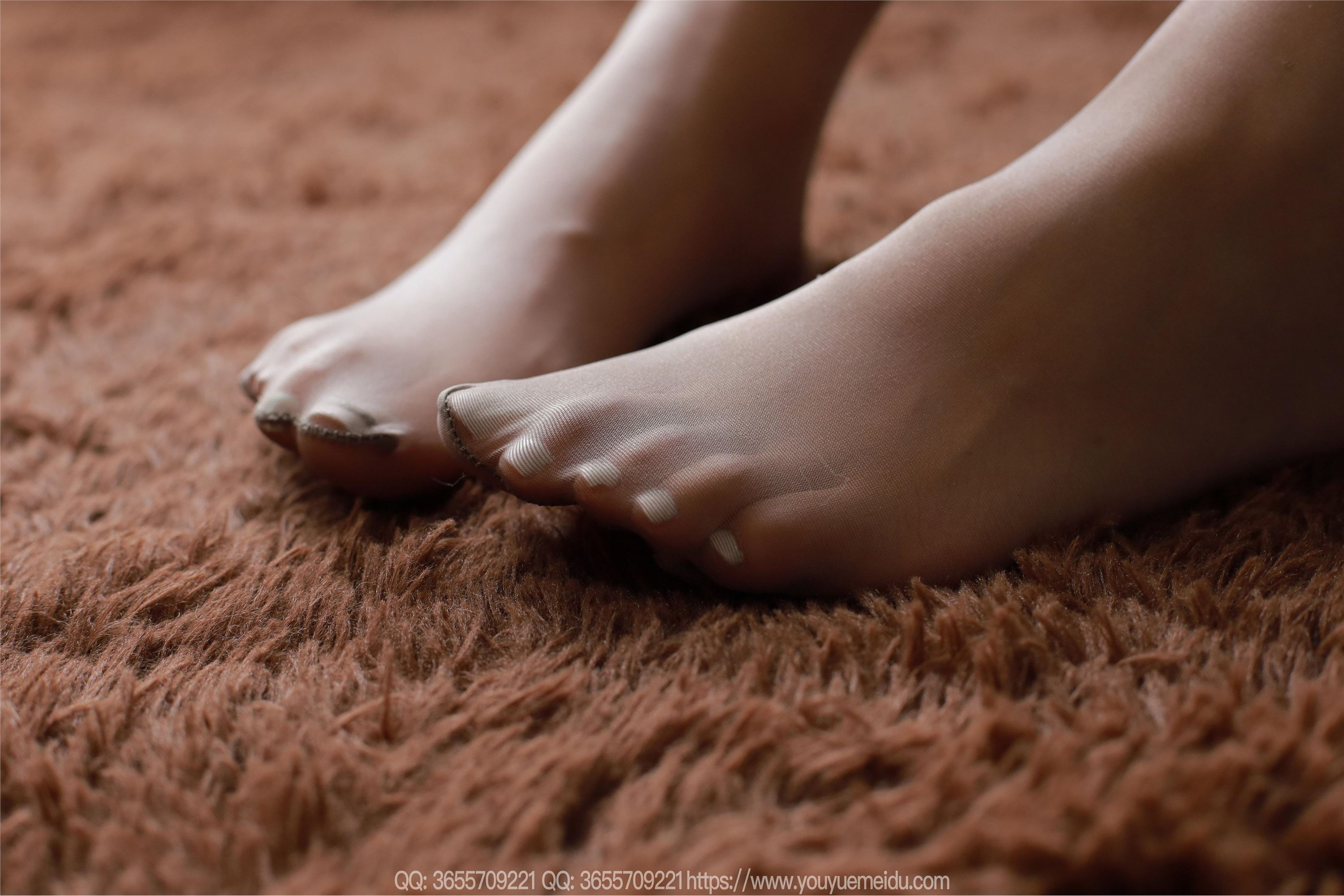 IESS异思趣向  2025.04.30 丝享家 2041 美子《白色美甲》